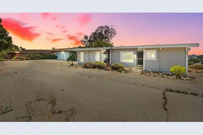 211 Smith Rd, Watsonville, CA 95076 - Photo 2