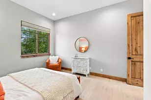 1015 Willow Glen Way, San Jose, CA 95125 - Photo 32