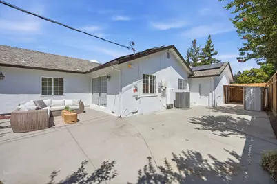 1346 El Moro Dr, Campbell, CA 95008 - Photo 32