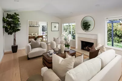 2070 Robinhood Ln, Los Altos, CA 94024 - Photo 4
