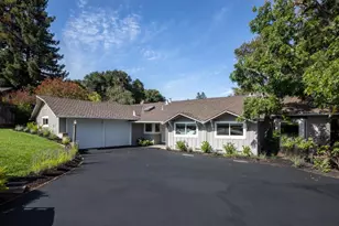 2070 Robinhood Ln, Los Altos, CA 94024 - Photo 1