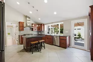 880 Opal Dr, San Jose, CA 95117 - Photo 14