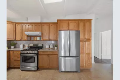 100 Beacon Dr, Milpitas, CA 95035 - Photo 8