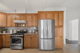 100 Beacon Dr, Milpitas, CA 95035 - Photo 8