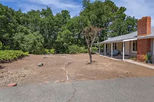 20615 Leonard Rd, Saratoga, CA 95070 - Photo 2