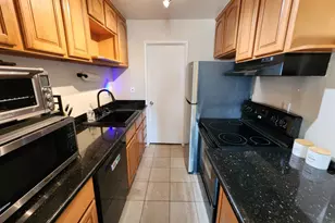 1126 NW Cherry Ave 136, San Bruno, CA 94066 - Photo 10