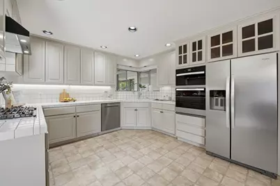 7680 Santa Theresa Dr, Gilroy, CA 95020 - Photo 8