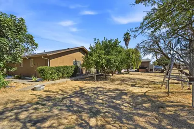 925 Ohio Ave, Modesto, CA 95358 - Photo 30