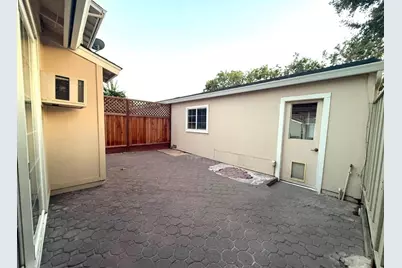1149 Ribisi Cir, San Jose, CA 95131 - Photo 8