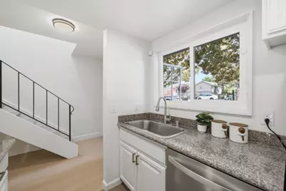 1081 Reed Ave B, Sunnyvale, CA 94086 - Photo 10