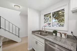 1081 Reed Ave B, Sunnyvale, CA 94086 - Photo 10