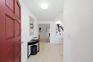 709 Carlisle Way, Sunnyvale, CA 94087 - Photo 2