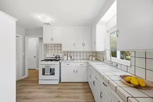 2390 Richland Ave, San Jose, CA 95125 - Photo 8