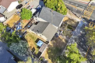 388 S 19th St, San Jose, CA 95116 - Photo 14