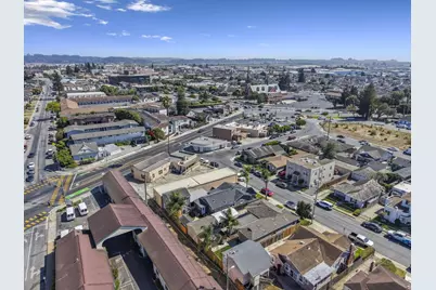 12 Eastern Dr, Watsonville, CA 95076 - Photo 36