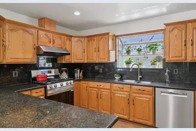 32980 Lake Mead Dr, Fremont, CA 94555 - Photo 20