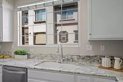 1052 Chamomile Wkwy, San Jose, CA 95133 - Photo 18