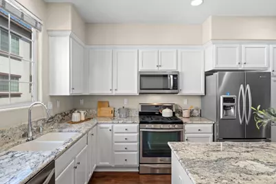 1052 Chamomile Wkwy, San Jose, CA 95133 - Photo 14