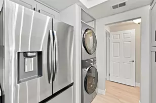 771 Williamsburg Way B, Gilroy, CA 95020 - Photo 24