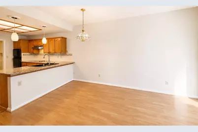 7712 Galloway Dr, San Jose, CA 95135 - Photo 14