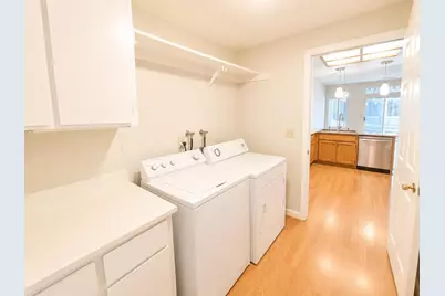 7712 Galloway Dr, San Jose, CA 95135 - Photo 34