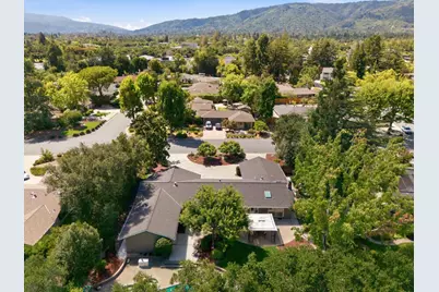 19201 Harleigh Dr, Saratoga, CA 95070 - Photo 58