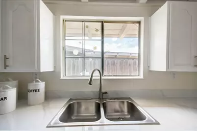 27772 Biscayne Ave, Hayward, CA 94544 - Photo 10