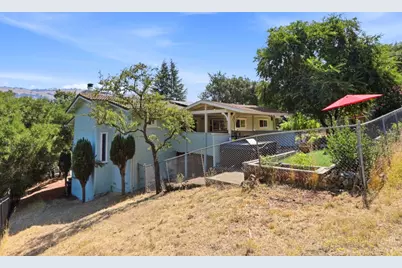 17411 Holiday Dr, Morgan Hill, CA 95037 - Photo 58