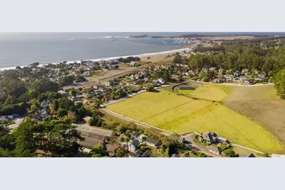 548 Miramar Dr, Half Moon Bay, CA 94019 - Photo 32