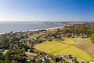 548 Miramar Dr, Half Moon Bay, CA 94019 - Photo 32