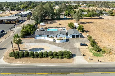 37521 Ave 12, Madera, CA 93636 - Photo 1