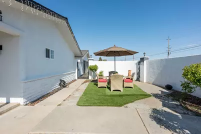 37521 Ave 12, Madera, CA 93636 - Photo 8