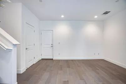 Latitudes Way, Richmond, CA 94804 - Photo 2