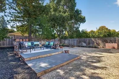 14271 Springer Ave, Saratoga, CA 95070 - Photo 28