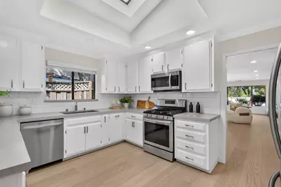 14271 Springer Ave, Saratoga, CA 95070 - Photo 8