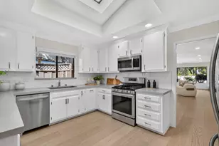 14271 Springer Ave, Saratoga, CA 95070 - Photo 8