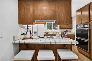 1055 Summerwood Ct, San Jose, CA 95132 - Photo 14