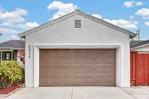 2433 Homewood Dr, San Jose, CA 95128 - Photo 26