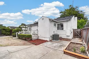 2433 Homewood Dr, San Jose, CA 95128 - Photo 34