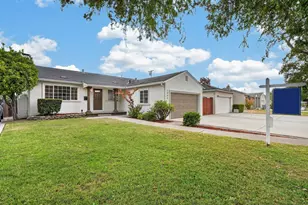 2433 Homewood Dr, San Jose, CA 95128 - Photo 2