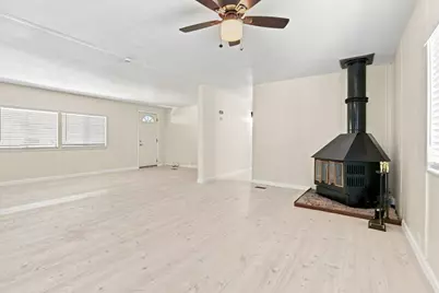 812 W Clover Rd 75, Tracy, CA 95376 - Photo 10