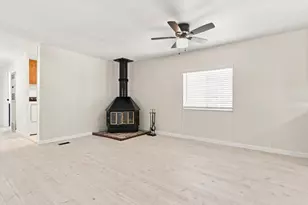 812 W Clover Rd 75, Tracy, CA 95376 - Photo 12
