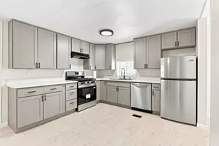 812 W Clover Rd 75, Tracy, CA 95376 - Photo 8
