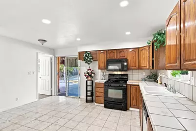 13001 Brown Ave, San Jose, CA 95111 - Photo 12