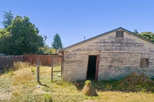 638 Orchard St, Watsonville, CA 95076 - Photo 36