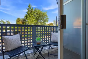 453 Cork Harbour Cir F, Redwood City, CA 94065 - Photo 18