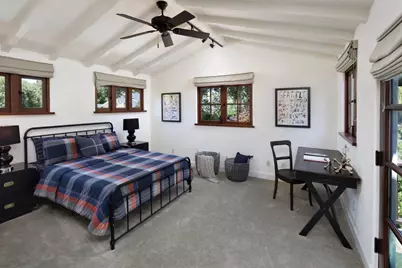 1125 Guinda St, Palo Alto, CA 94301 - Photo 10