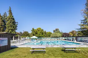 4055 Ben Lomond Dr, Palo Alto, CA 94306 - Photo 32