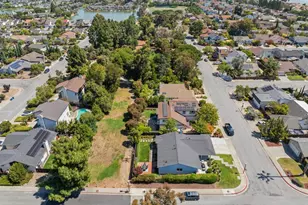 451 Neptune Dr, Redwood City, CA 94065 - Photo 42