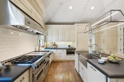 901 Hillsborough Blvd, Hillsborough, CA 94010 - Photo 20